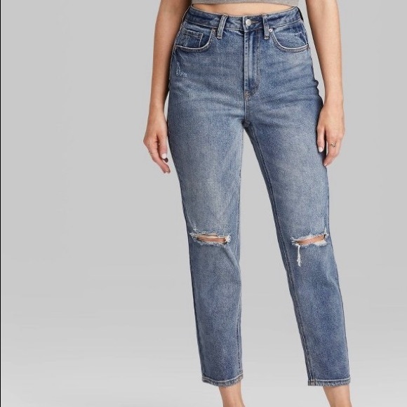 High Rise Mom Jeans - Picture 2 of 4